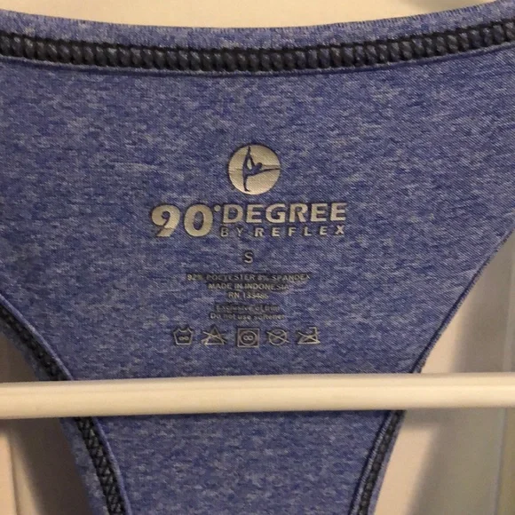 Reflex 90 Degree Yoga and Gym Top - Picture 2 of 2